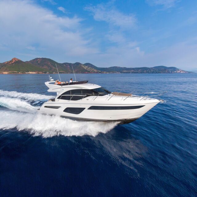 Princess F50 Facelift visuals
·
·
* Original image by Princess Yachts
·
·
#Yachtvis #Yacht #Visualisation #Yachtvisualisation #YachtRender#3drendering